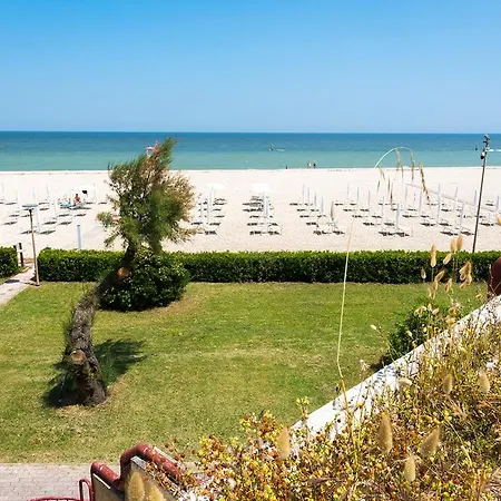 Se013 - Senigallia, Ampio Monolocale Fronte Mare Al Piramidi Appartement