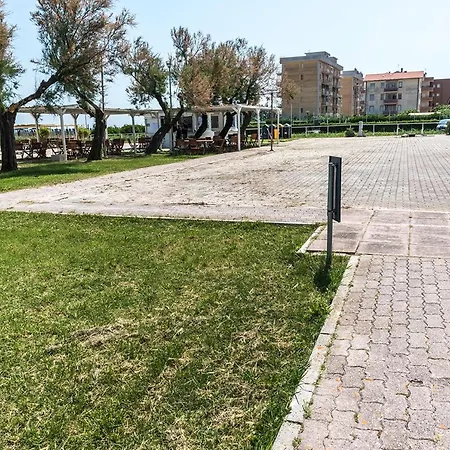 Se013 - Senigallia, Ampio Monolocale Fronte Mare Al Piramidi Appartement *