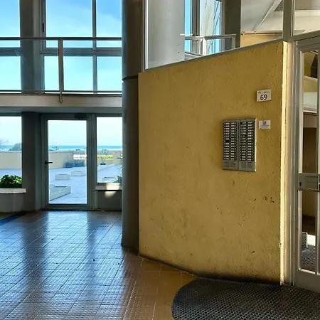 Se013 - Senigallia, Ampio Monolocale Fronte Mare Al Piramidi Appartement *